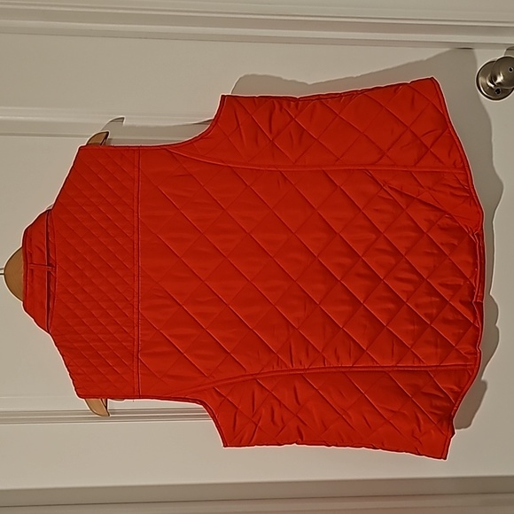 Crown & Ivy Quilted Puffer Vest, Size XXL, NWT - Picture 5 of 6